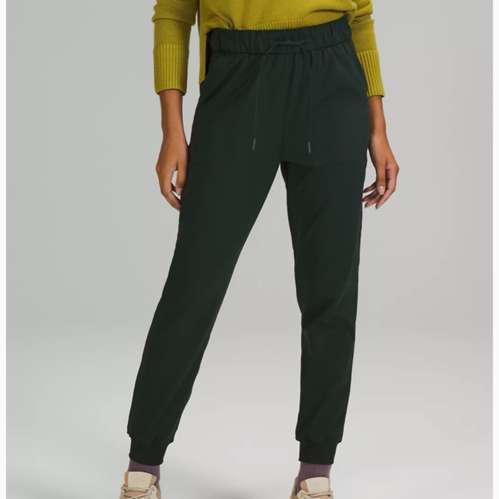 Lululemon pants